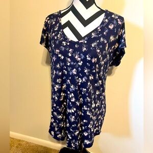 Long Length Floral Tee Size L